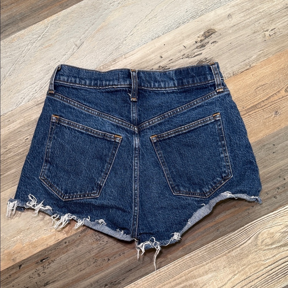 Abercrombie & Fitch dark cut off mom Jean Shorts - Picture 3 of 5